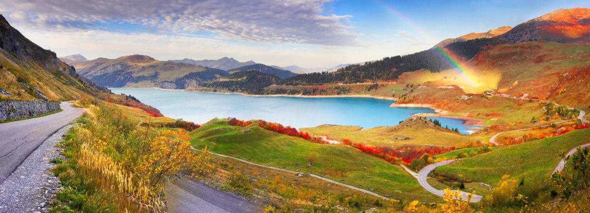 morning view of Roselend lake/Lac de Roselend